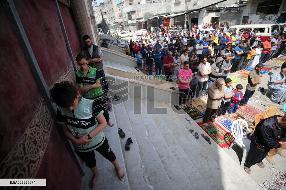 MIDEAST-GAZA-RAFAH-RAMADAN-FRIDAY PRAYER
