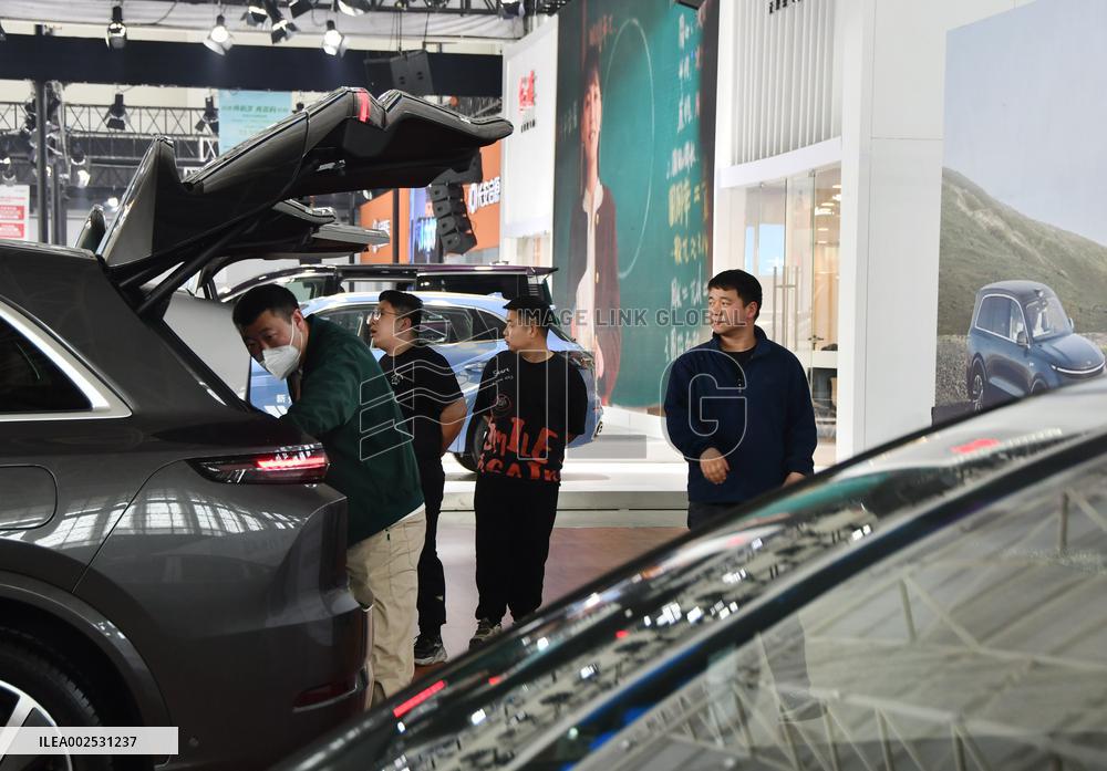 Auto Loan Adjustment in China