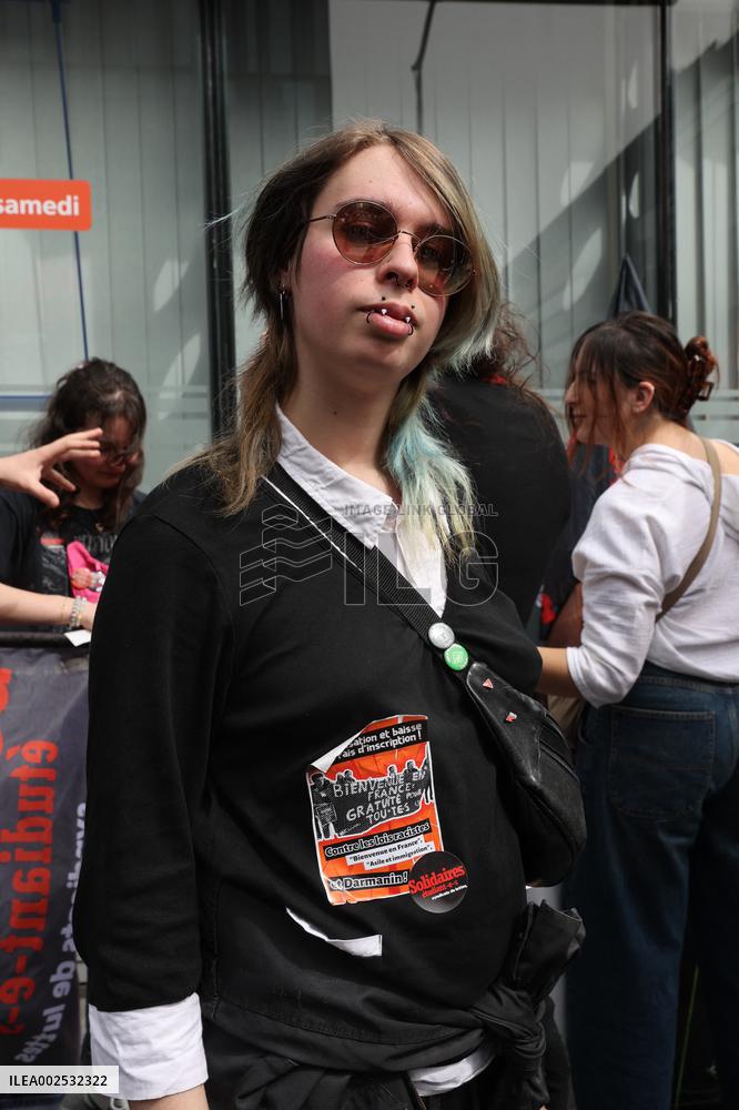Demonstration Against Student Expulsions - Paris