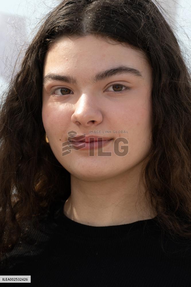 Ceux Qui Rougissent Photocall - 7th Canneseries International Festival - Day 2 - Cannes