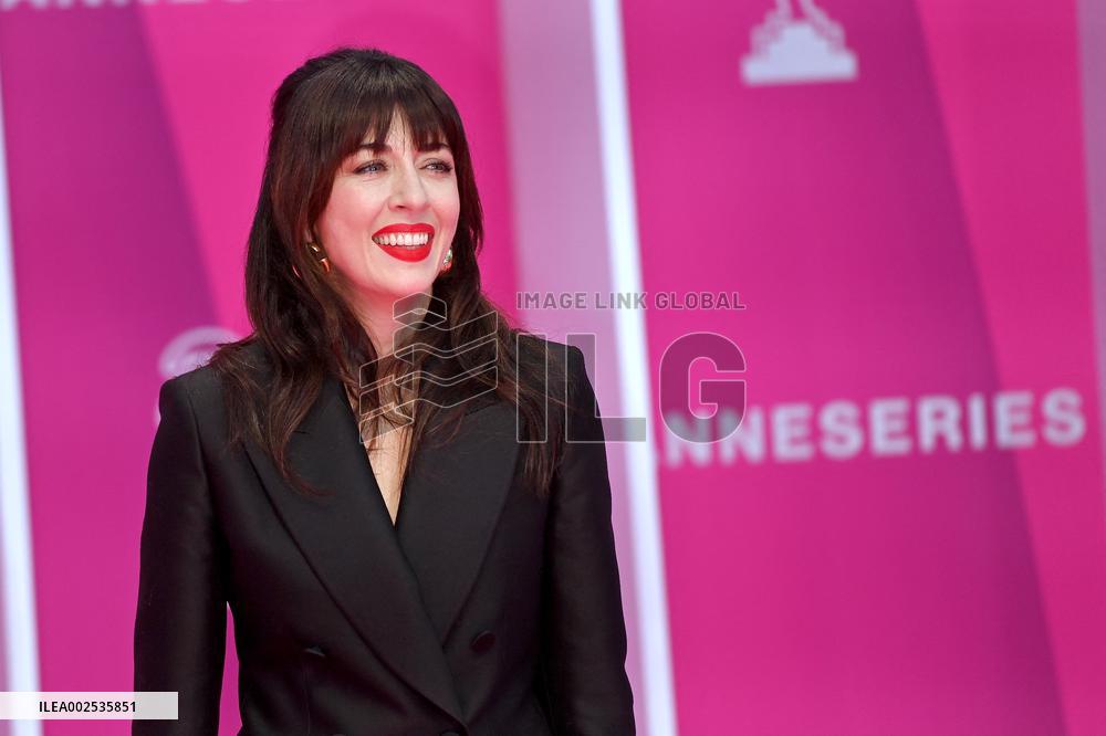 7th Canneseries - Pink Carpet