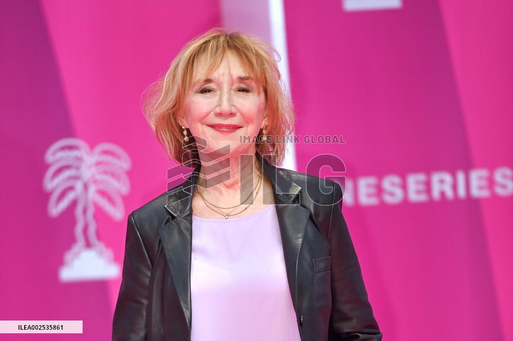 7th Canneseries - Pink Carpet