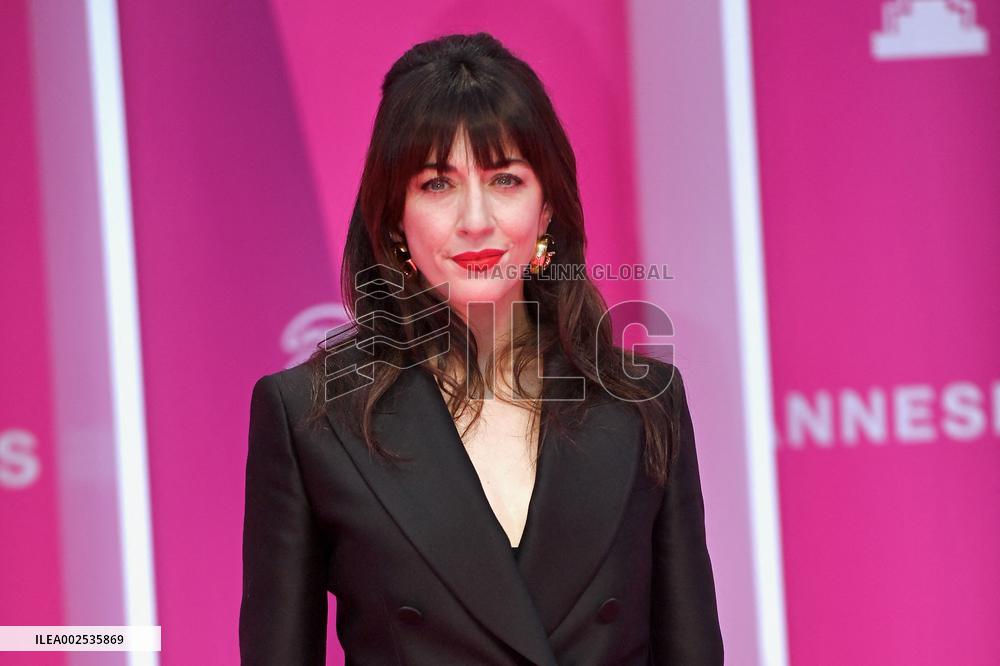 7th Canneseries - Pink Carpet