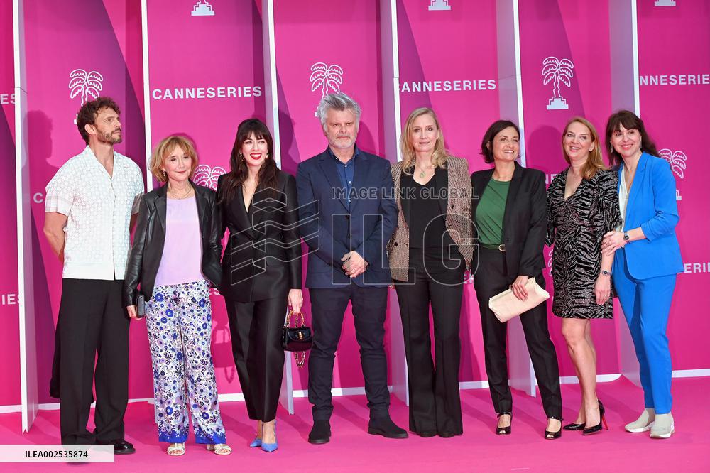 7th Canneseries - Pink Carpet