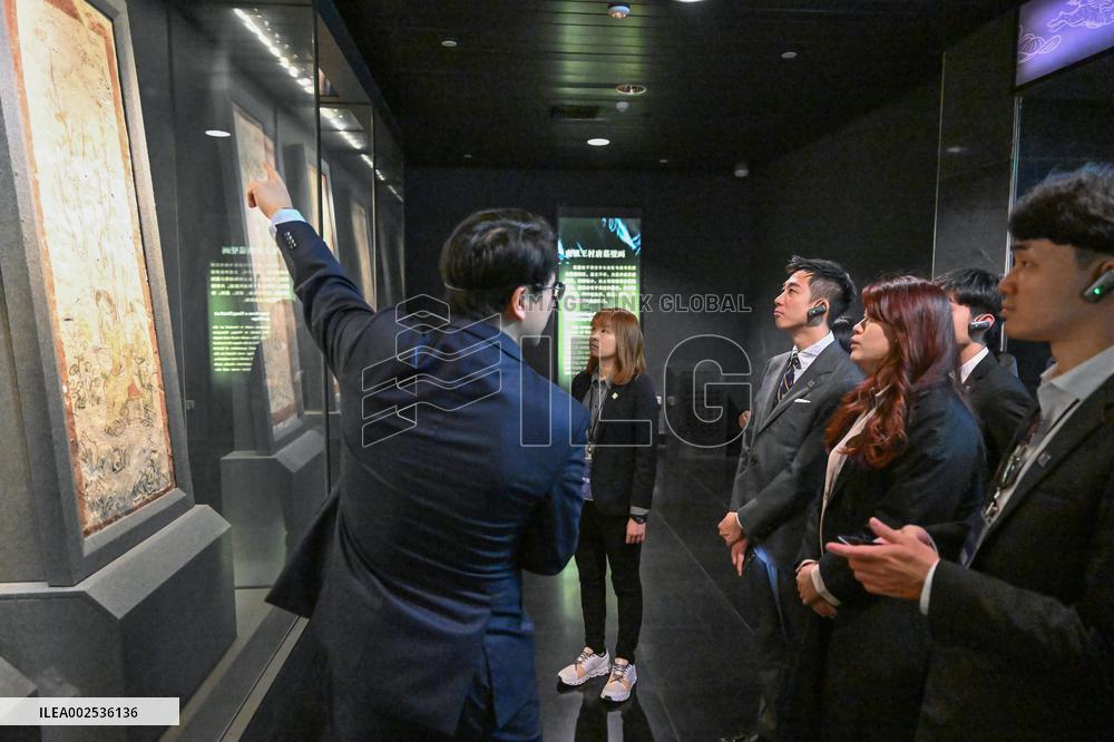 CHINA-SHAANXI-XI'AN-MA YING-JEOU-TAIWAN YOUTH-VISIT (CN)