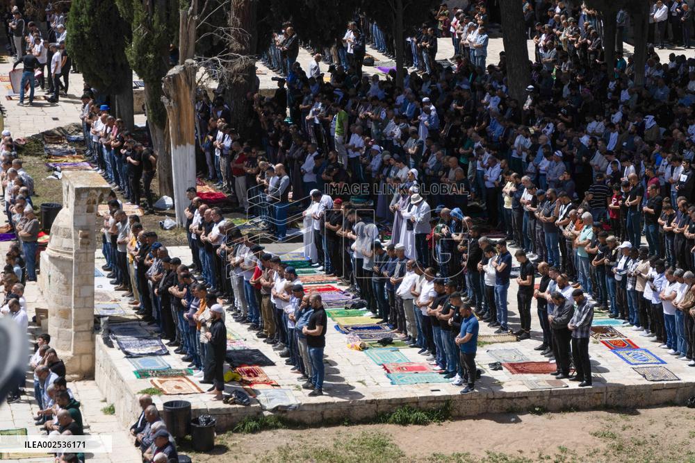 Last Friday Prayer - Jerusalem