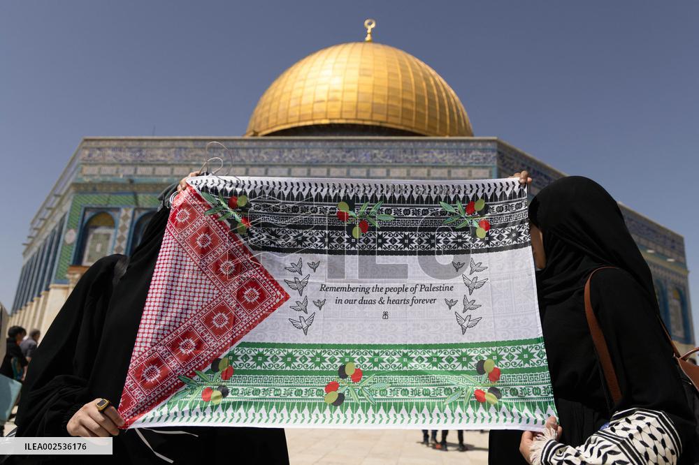 Last Friday Prayer - Jerusalem
