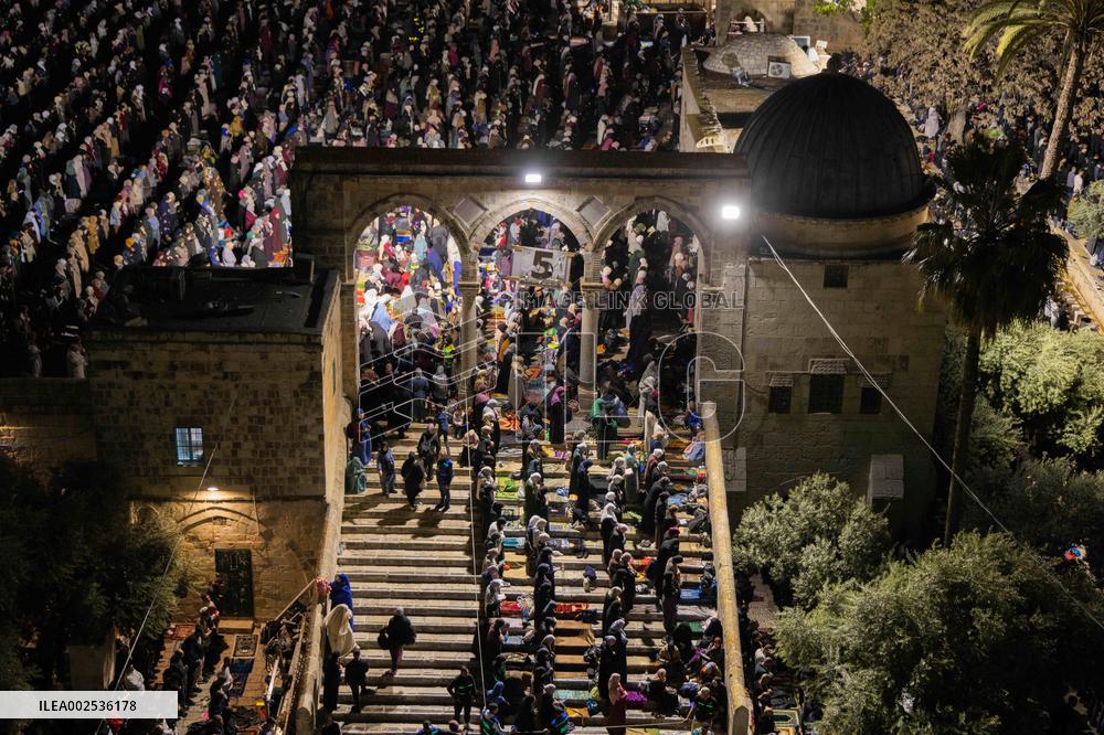 Last Friday Prayer - Jerusalem