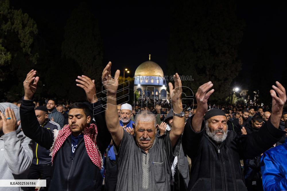 Last Friday Prayer - Jerusalem