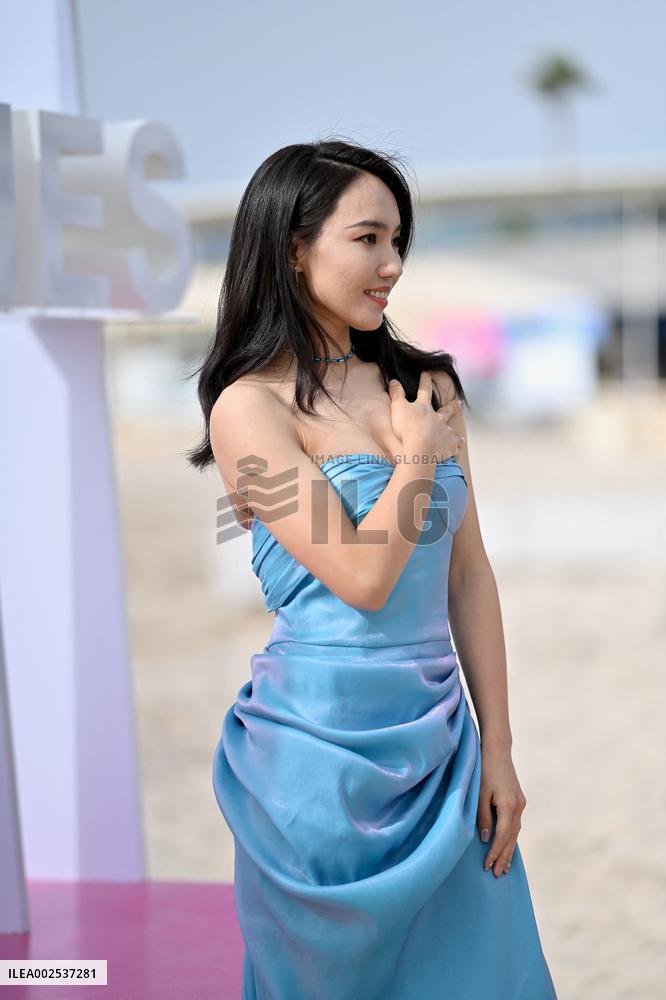 7th Canneseries - To The Wonder Photocall
