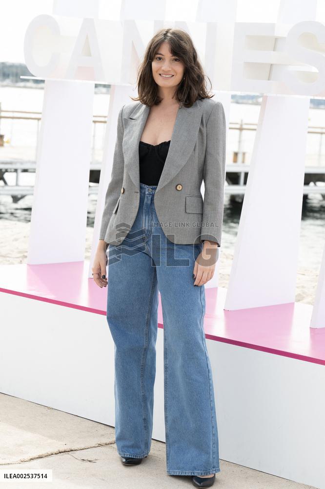 Living On A Razor's Edge Photocall - Day 3 - Cannes