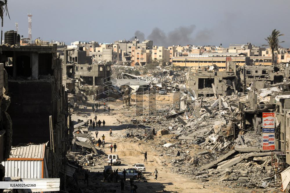 Israel Pulls Out Troops From Southern Gaza