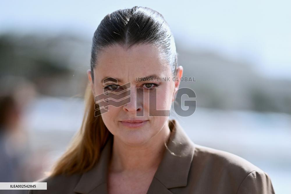 7th Canneseries - Dumbsday Photocall