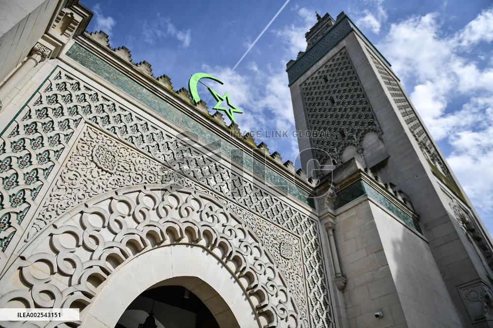 The Grand Mosque Of Paris Announces Eid On 10 April