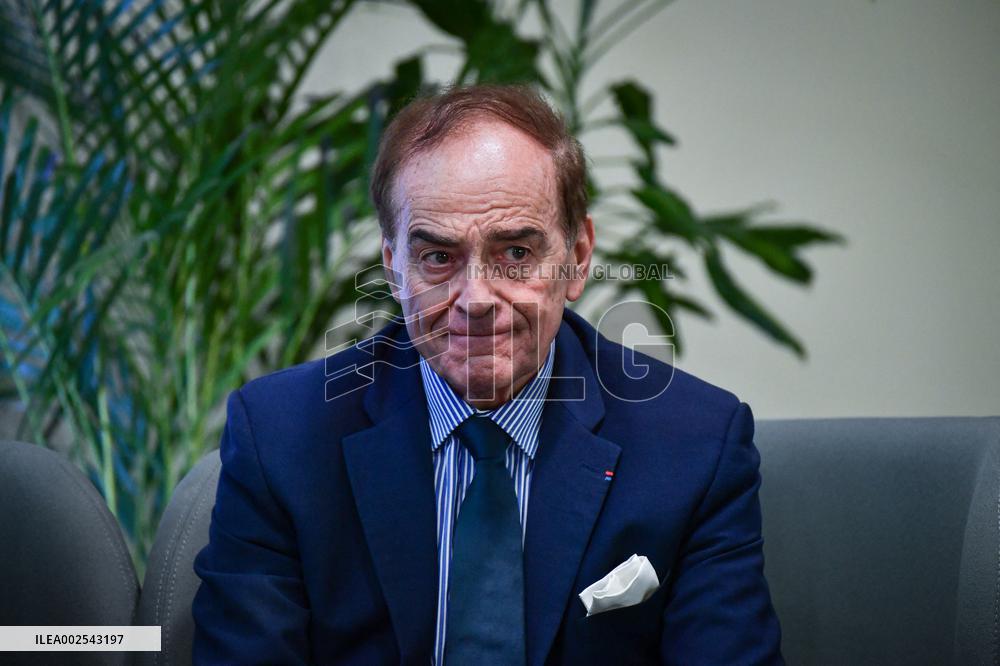 Presentation Of The Ecological Civic Service - Paris