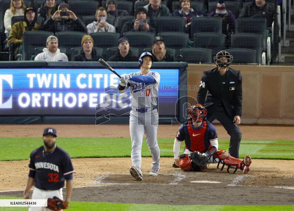 Baseball: Dodgers vs. Twins