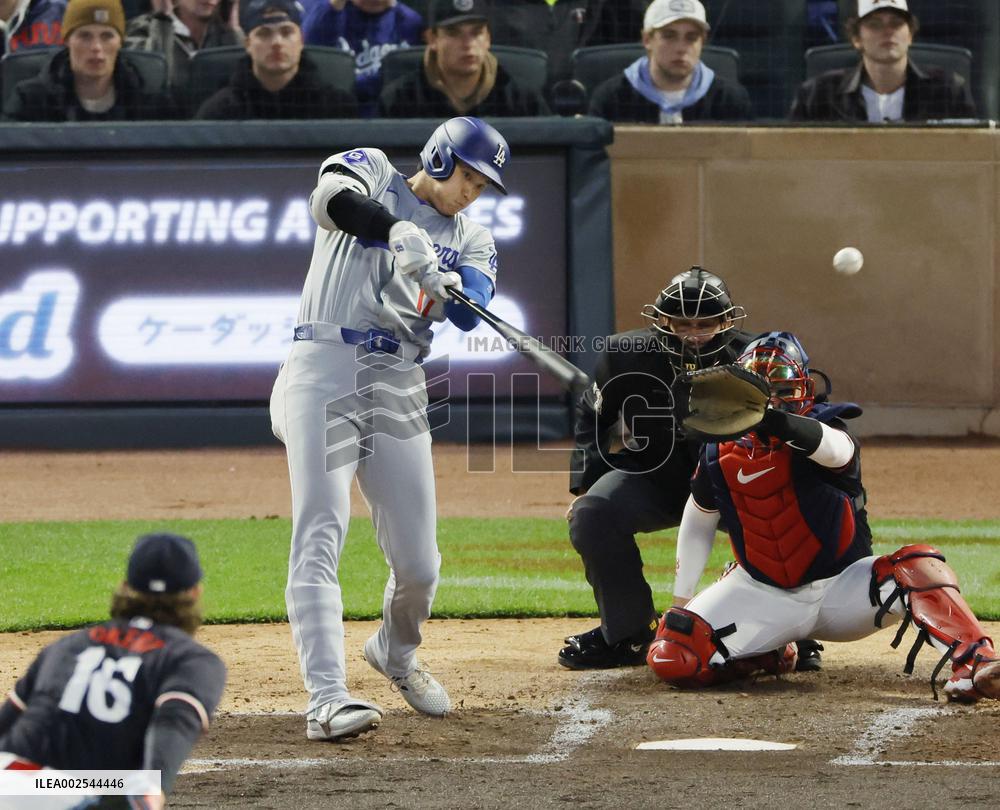 Baseball: Dodgers vs. Twins