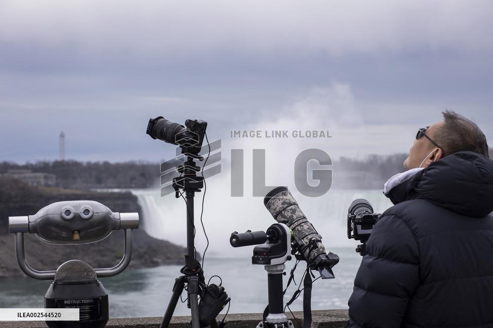 North America Awed By Total Solar Eclipse - Canada