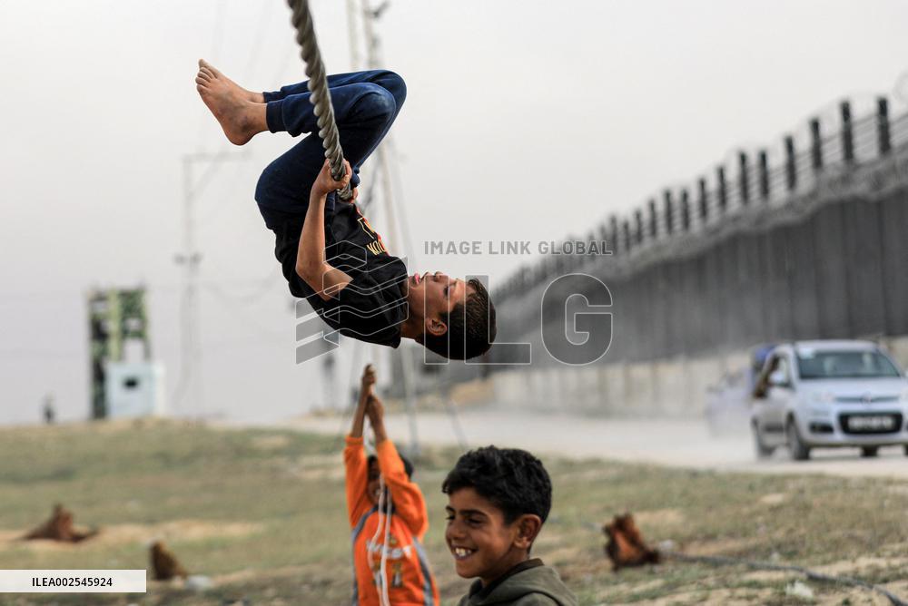 Israel Steps Up Preparation For Rafah Invasion