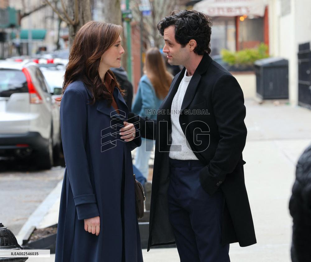 Penn Badgley On Set - NYC