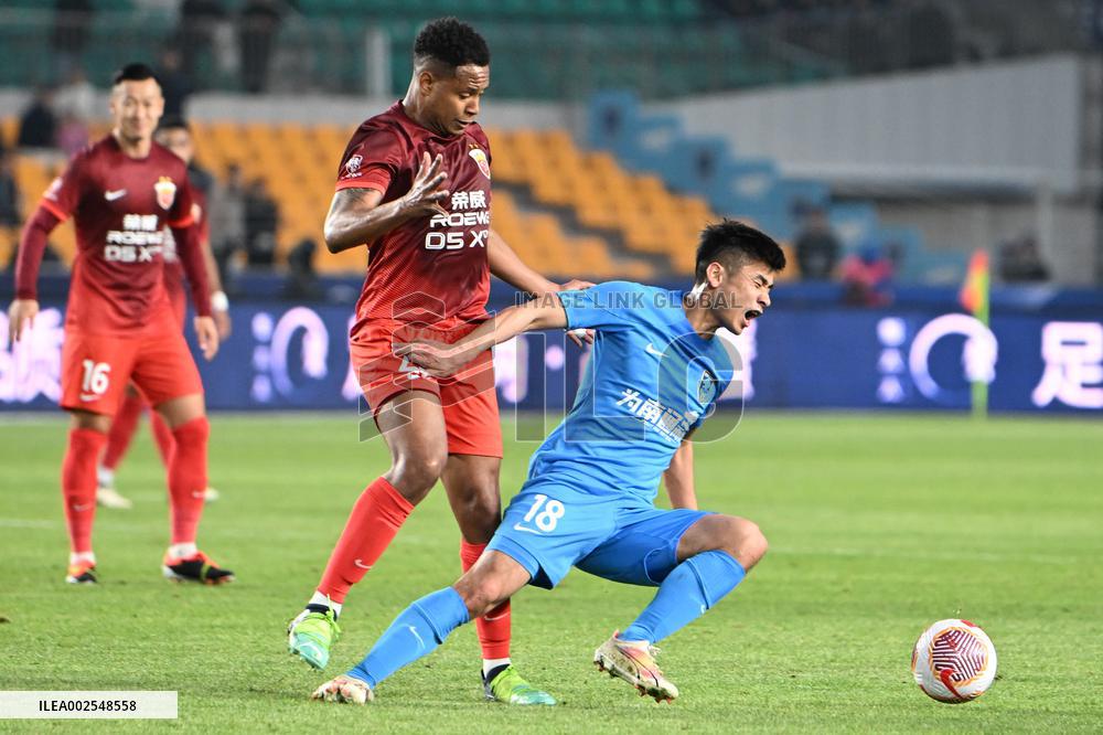 (SP)CHINA-JIANGSU-NANTONG-FOOTBALL-CSL-NANTONG ZHIYUN VS SHANGHAI PORT (CN)