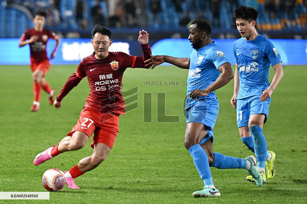 (SP)CHINA-JIANGSU-NANTONG-FOOTBALL-CSL-NANTONG ZHIYUN VS SHANGHAI PORT (CN)