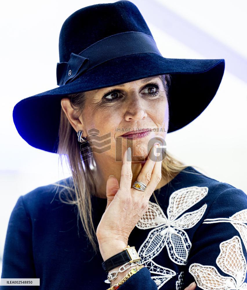 Queen Maxima Meets With Students - Amsterdam