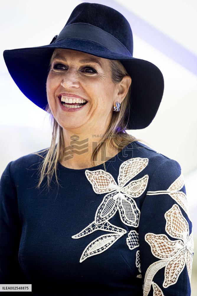 Queen Maxima Meets With Students - Amsterdam