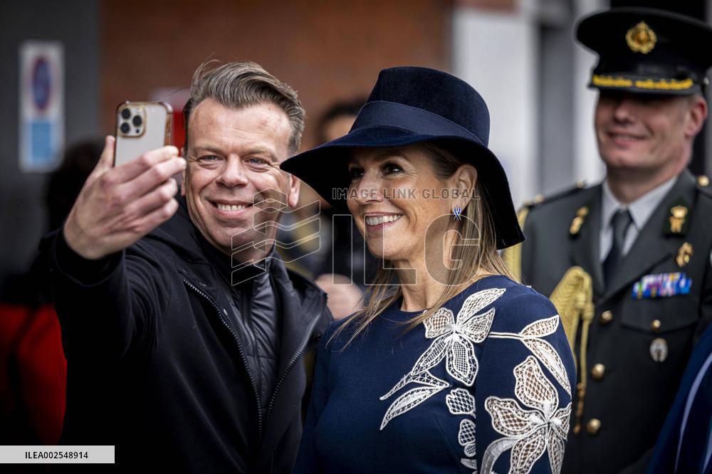 Queen Maxima Meets With Students - Amsterdam