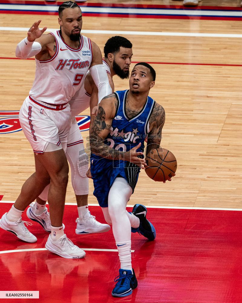 (SP)U.S.-HOUSTON-BASKETBALL-NBA-MAGIC VS ROCKETS