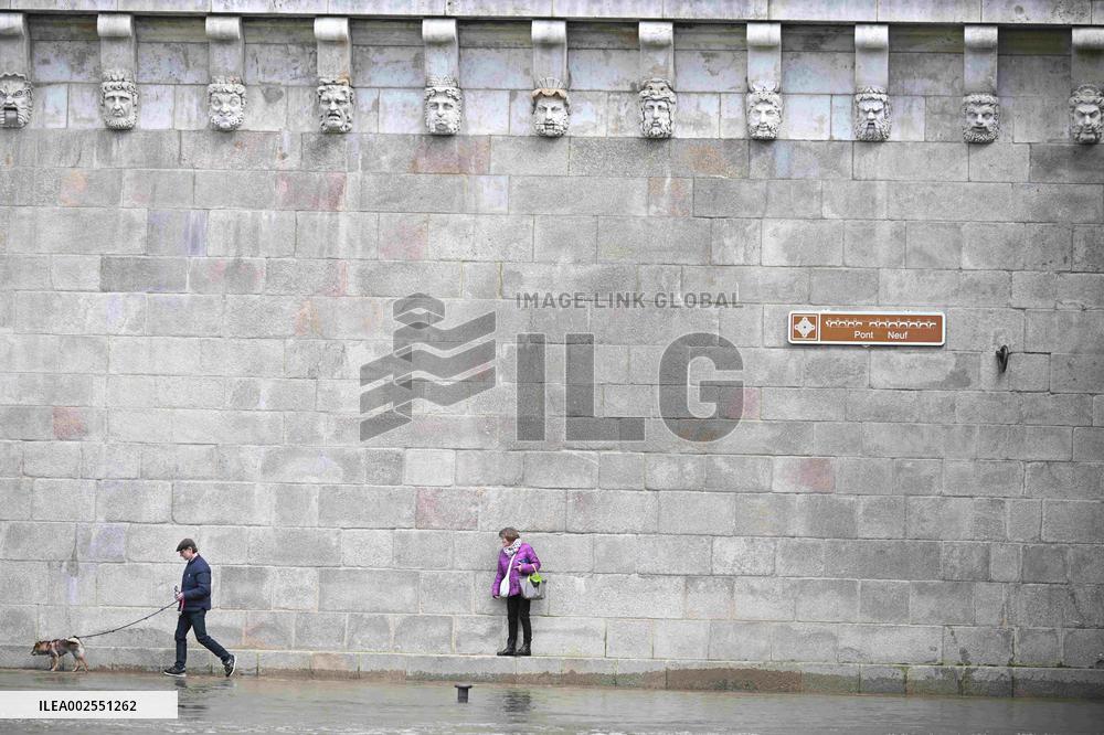 Seine River Water Quality Alarming Before Olympics - Paris