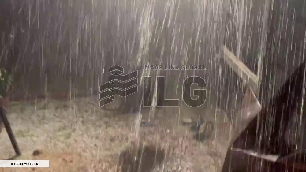 US: Thunderstorms Sweep Through Central Texas, Bringing Large Hail 4