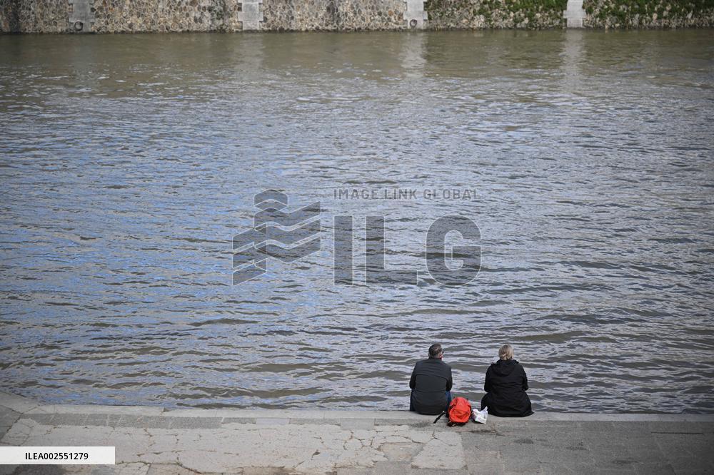 Seine River Water Quality Alarming Before Olympics - Paris