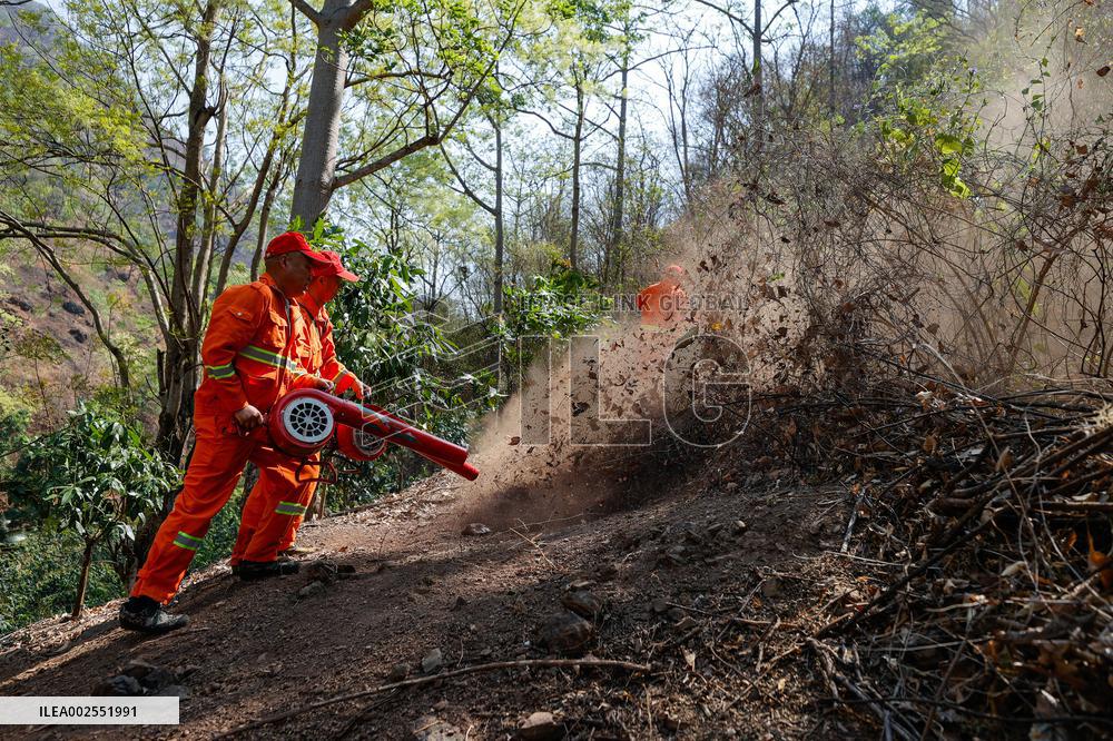 CHINA-SICHUAN-PANZHIHUA-FOREST-FIRE PREVENTION (CN)