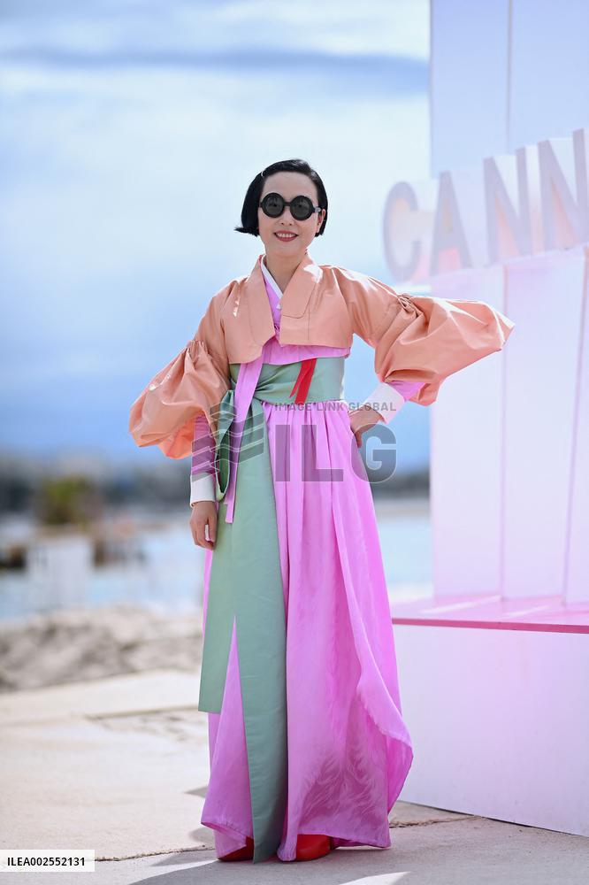 7th Canneseries - Pleasant Outcast Photocall