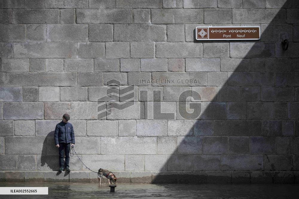 Seine River Water Quality Alarming Before Olympics - Paris