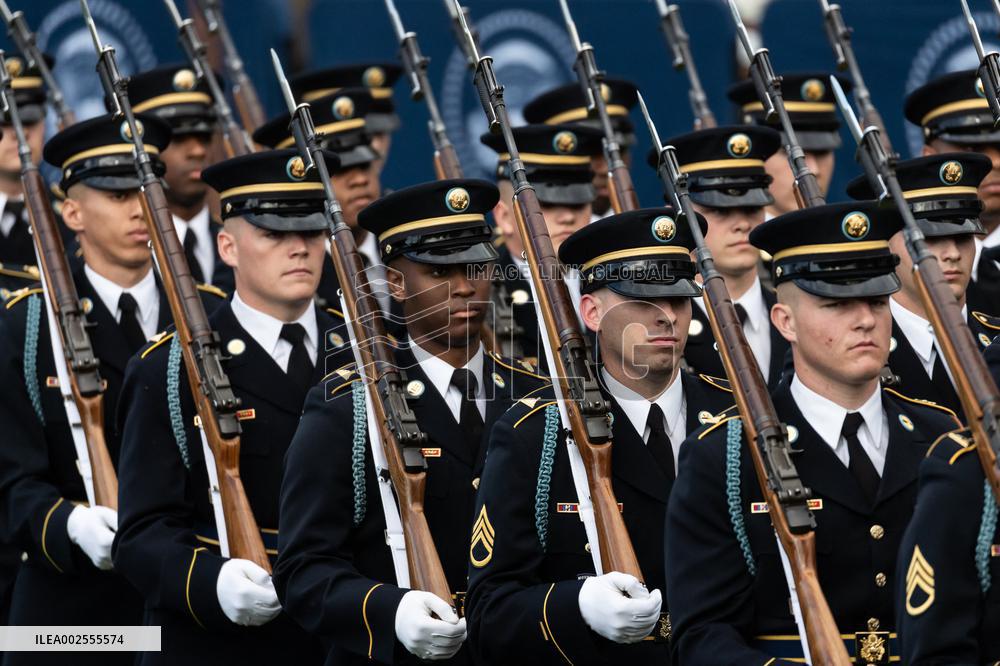 Japan’s PM Kishida Visits Washington