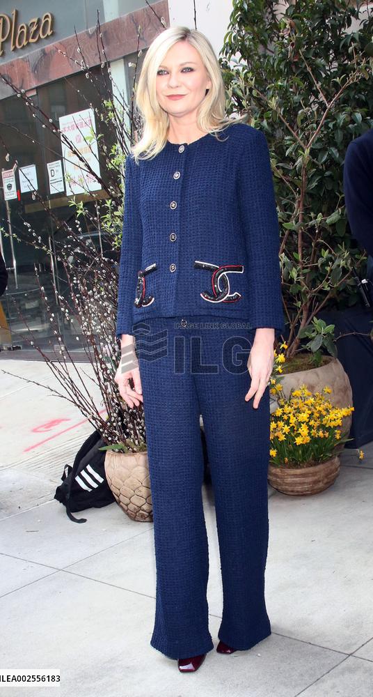 Kirsten Dunst At Late Night with Seth Meyers - NYC