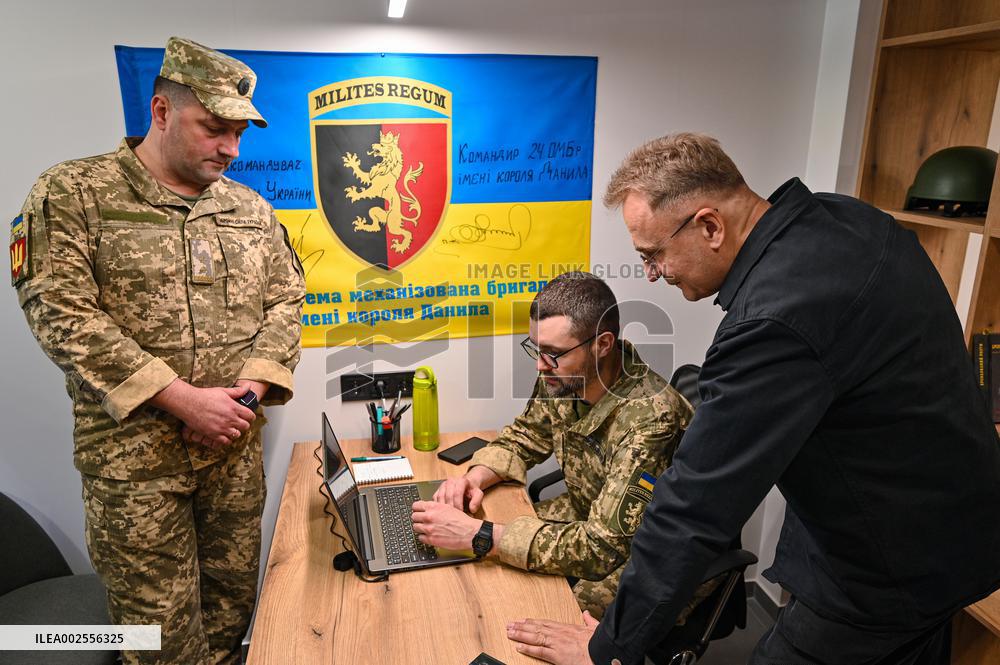 Recruiting center of 24th King Danylo mechanized brigade opens in Lviv