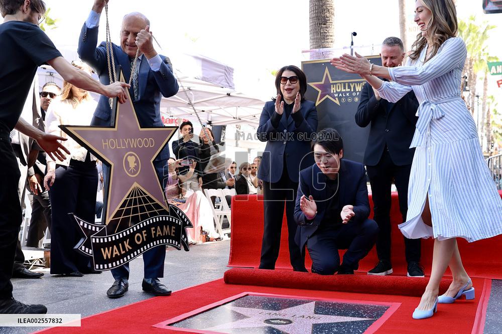 U.S.-LOS ANGELES-CHINESE PIANIST-LANG LANG-HOLLYWOOD WALK OF FAME-STAR CEREMONY