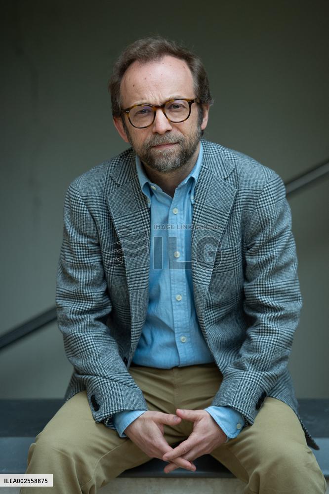 Reims Polar Nicolas Pariser Portrait Session