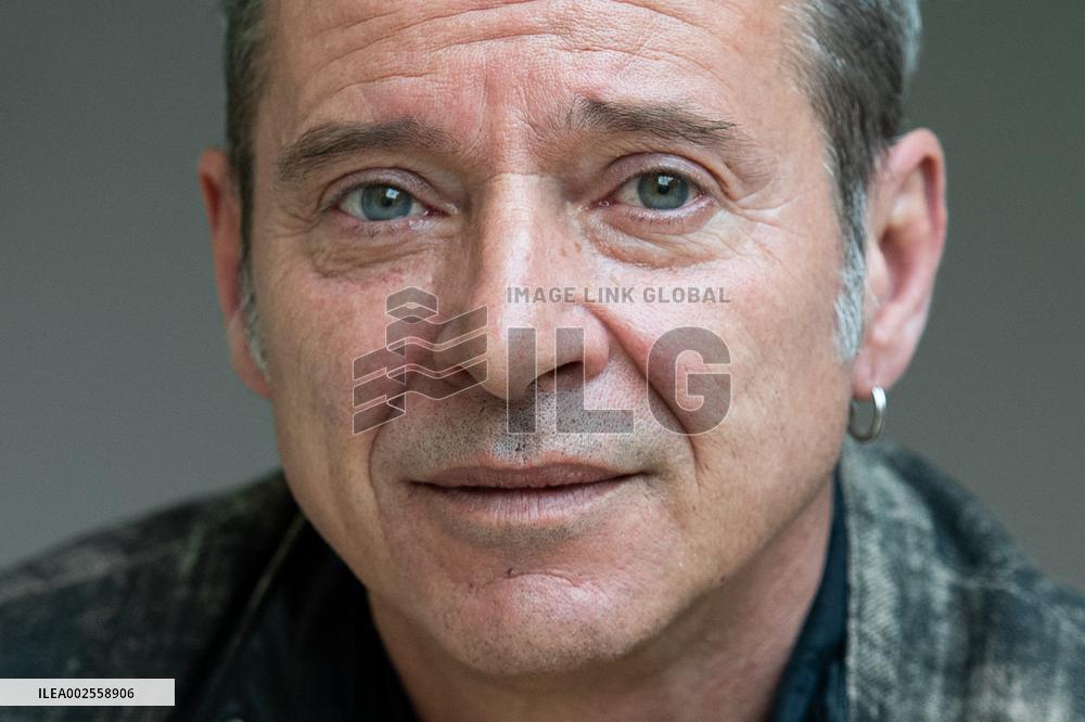 Reims Polar Caryl Ferey Portrait Session