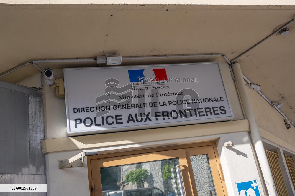 Visit To The Border Post Between France And Italy - Menton