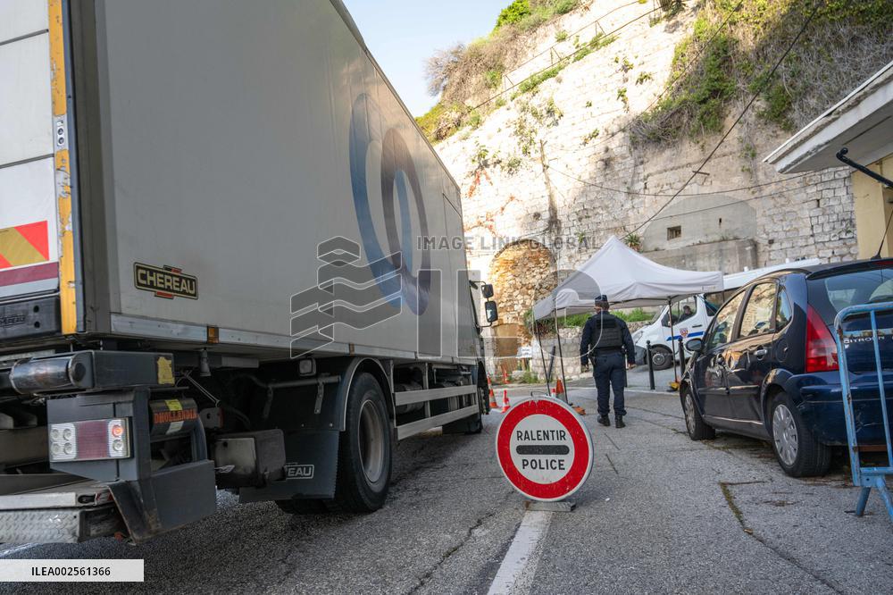 Visit To The Border Post Between France And Italy - Menton
