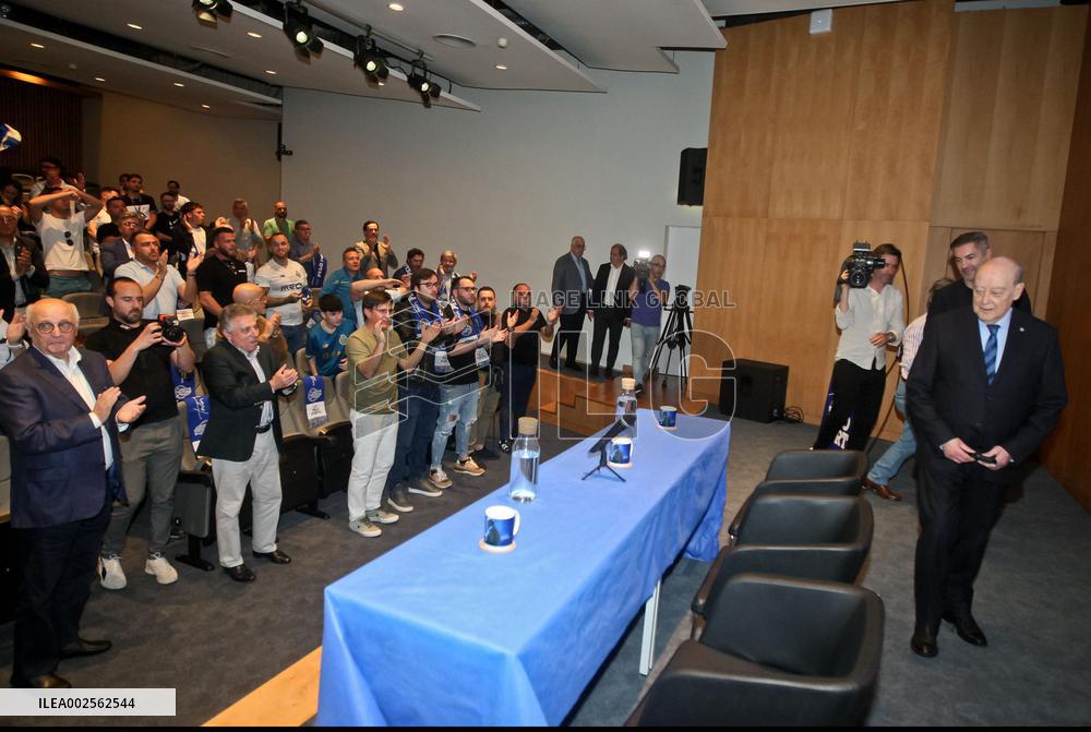 FC Porto/Elections: "All for Porto - conversations with President Pinto da Costa" project in Maia
