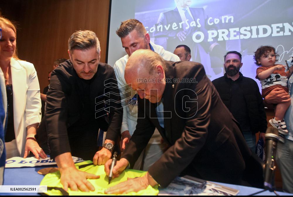 FC Porto/Elections: "All for Porto - conversations with President Pinto da Costa" project in Maia