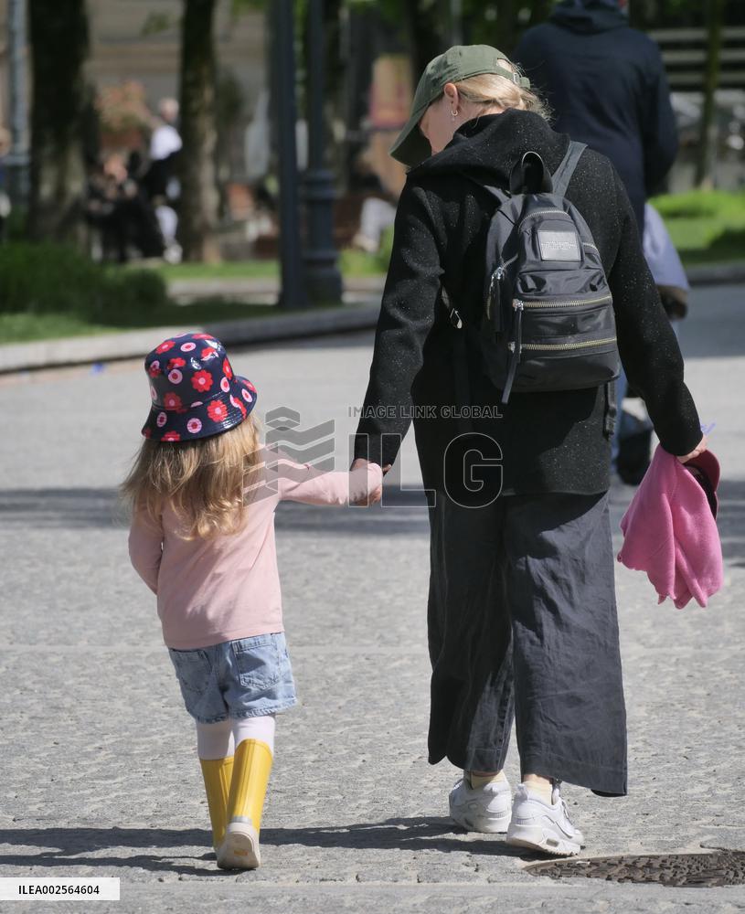 Many school groups visiting Bergamo