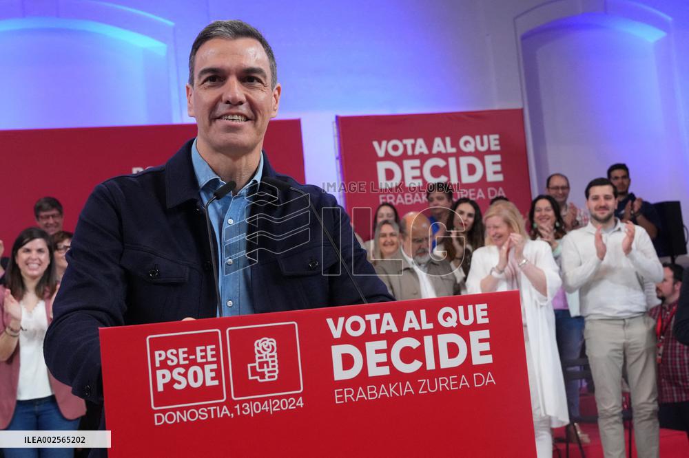 PSE-EE campaign event in San Sebastian