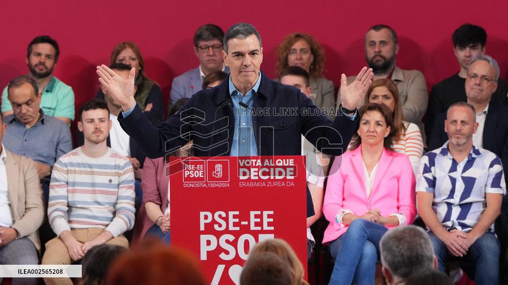 PSE-EE campaign event in San Sebastian