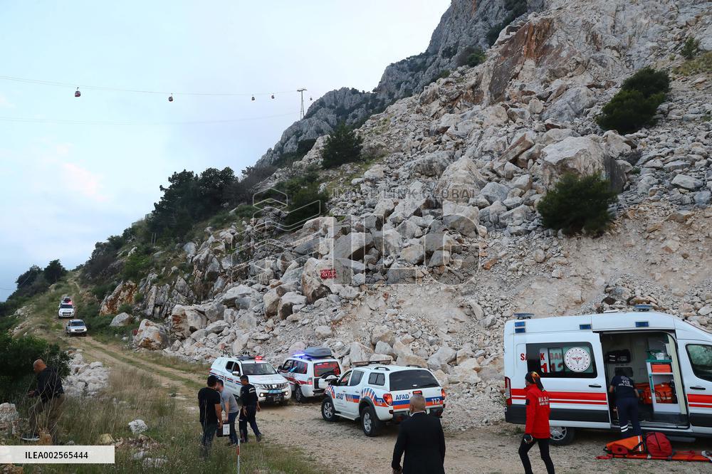 Cable Car Accident In Antalya - Turkey